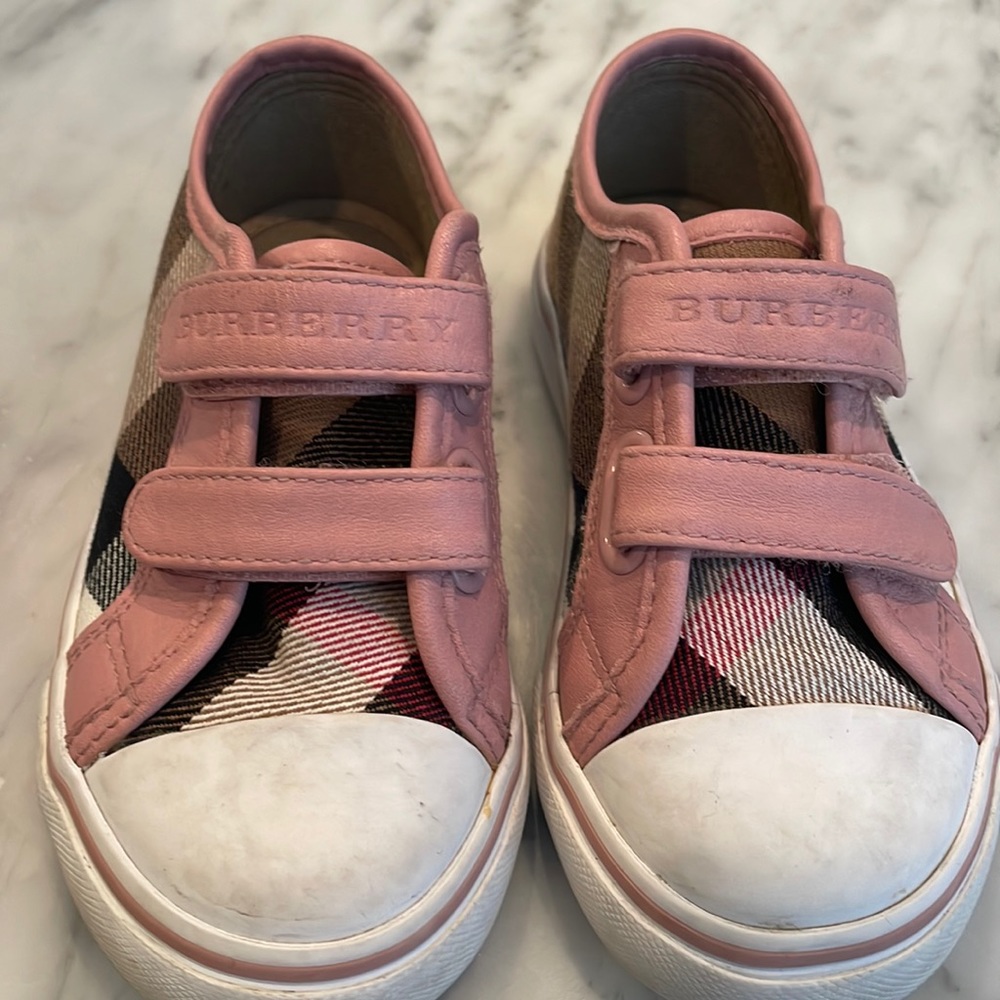 Pink kid Burberry shoe size24